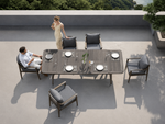 LEO Outdoor Dining