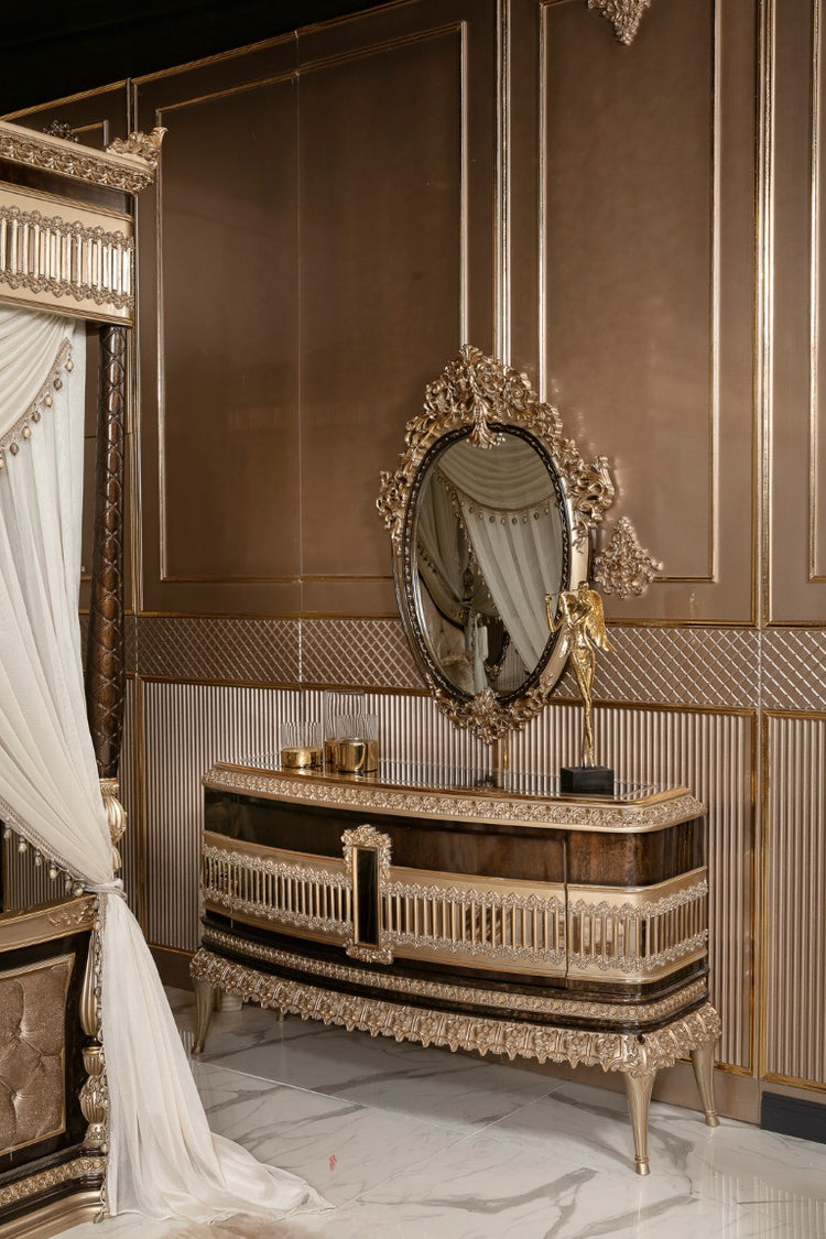EMPIRE Classic Canopy Bed Set