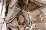 EMPIRE Classic Canopy Bed Set