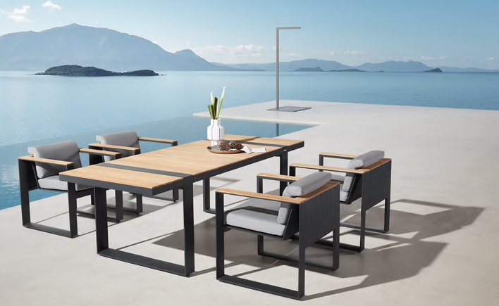 CAMBUSA Outdoor Dining