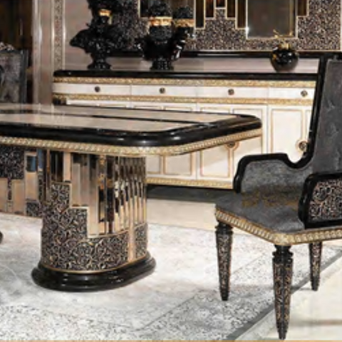 Larissa Classic Dining Set