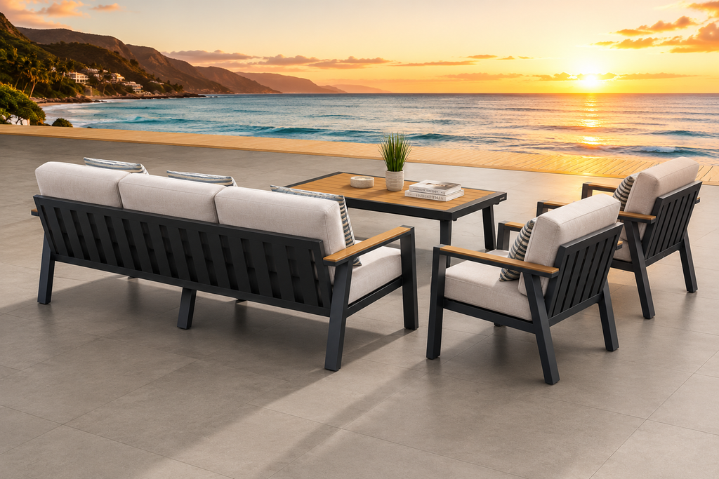 EMOTI Outdoor Sofa